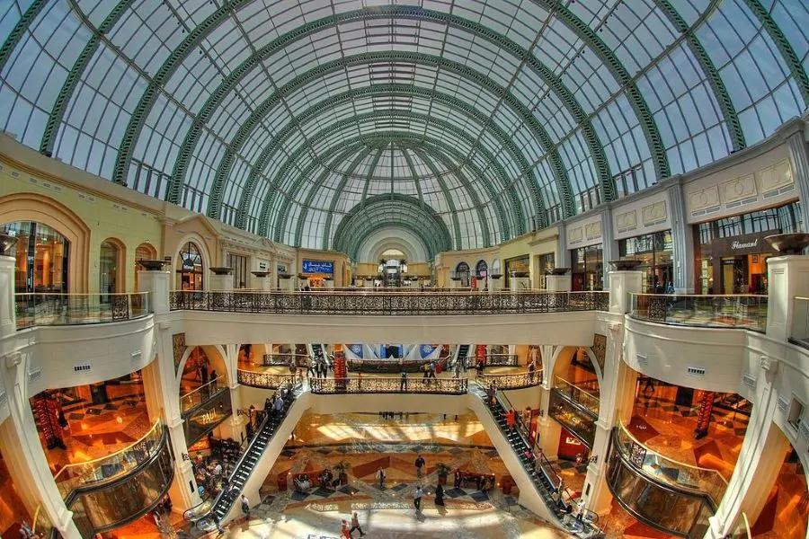 Dubai Meluncurkan Toko Fisik NFT Pertama di Mall of The Emirates