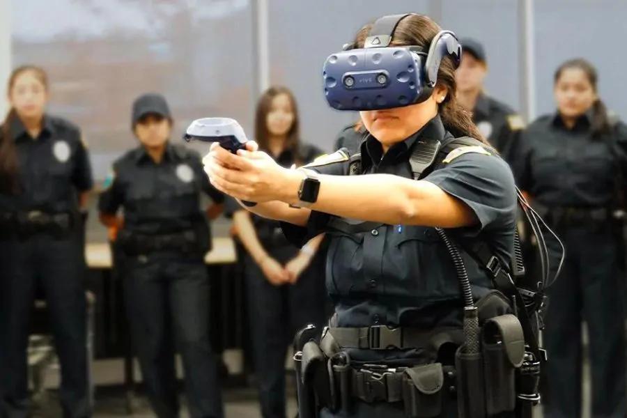 Tingkatkan Keahlian Penegak Hukum, VR Sebagai Teknologi Pelatihan Kepolisian
